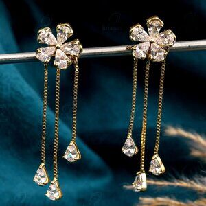 Adraline Fashionable Dangler